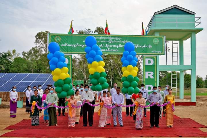မကွေးတိုင်းဒေသကြီးအစိုးရအဖွဲ့ ဝန်ကြီးချုပ် ဦးတင့်လွင် မကွေးမြို့နယ် ကန်နီကျေးရွာတွင် စက်ရေတွင်းတူးဖော်ခြင်းနှင့် ဆိုလာစနစ်တပ်ဆင်ခြင်းလုပ်ငန်းဖွင့်ပွဲ  အခမ်းအနားတက်ရောက်