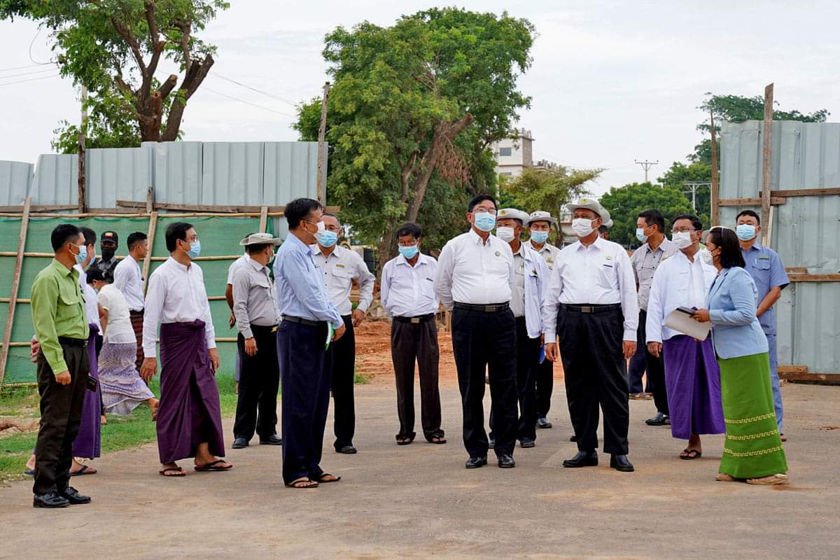 ပြည်ထောင်စုဝန်ကြီး ဦးရွှေလေး၊ တိုင်းဒေသကြီးဝန်ကြီးချုပ် ဦးတင့်လွင် မကွေးတိုင်းဒေသကြီးအတွင်း လမ်းပန်းဆက်သွယ်ရေးနှင့် အခြေခံအဆောက်အအုံ ဖွံ့ဖြိုးရေးလုပ်ငန်းများ ကြည့်ရှုစစ်ဆေး