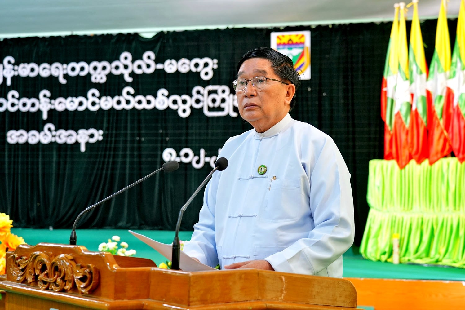 မကွေးတိုင်းဒေသကြီးဝန်ကြီးချုပ် ဦးတင့်လွင် ပထမနှစ်၊ ကျန်းမာရေးသိပ္ပံဘွဲ့ (အခြေခံကျန်းမာရေး) ၁၁/၂၀၂၅ သင်တန်း မောင်မယ်သစ်လွင်ကြိုဆိုပွဲ အခမ်းအနား တက်ရောက်