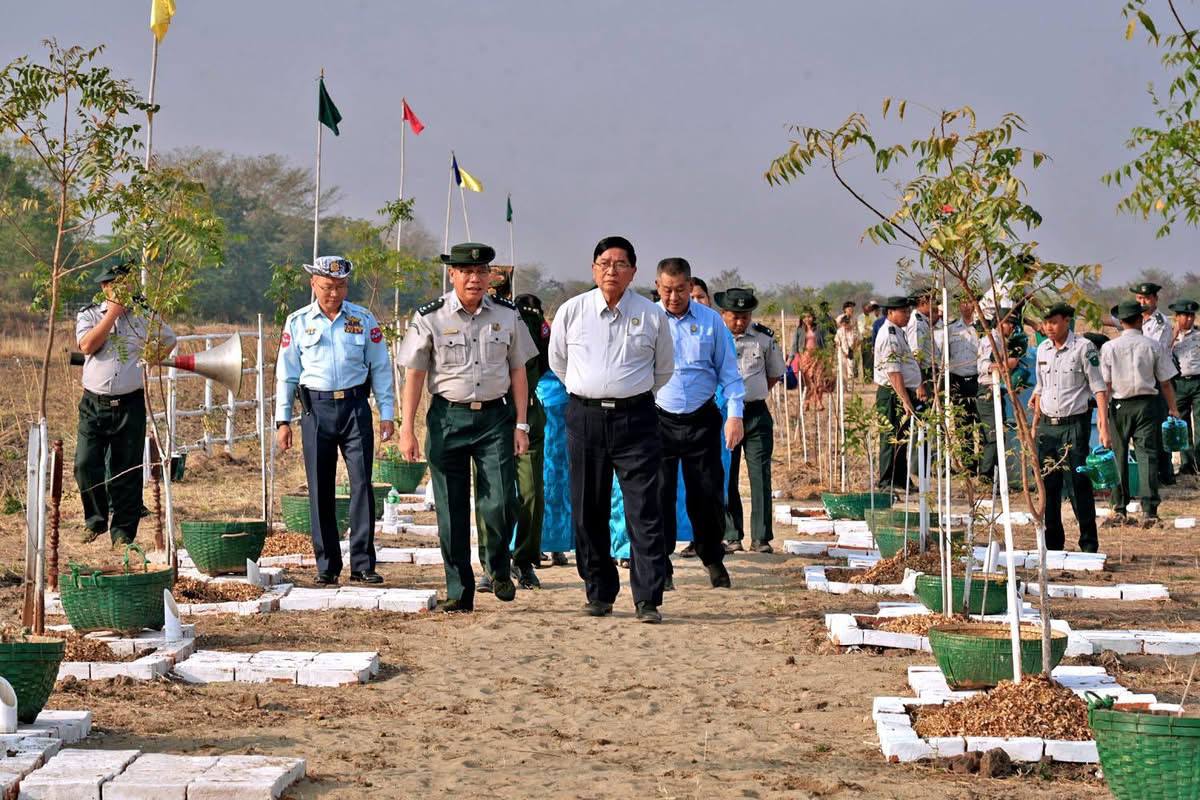 မကွေးတိုင်းဒေသကြီးဝန်ကြီးချုပ် ဦးတင့်လွင် မင်းဘူး(စကု)မြို့နယ်၌ ၂၀၂၆ ခုနှစ်၊ မိုးလွန်ကာလ စုပေါင်းသစ်ပင်ရေလောင်းပွဲတော် အခမ်းအနားသို့ တက်ရောက်