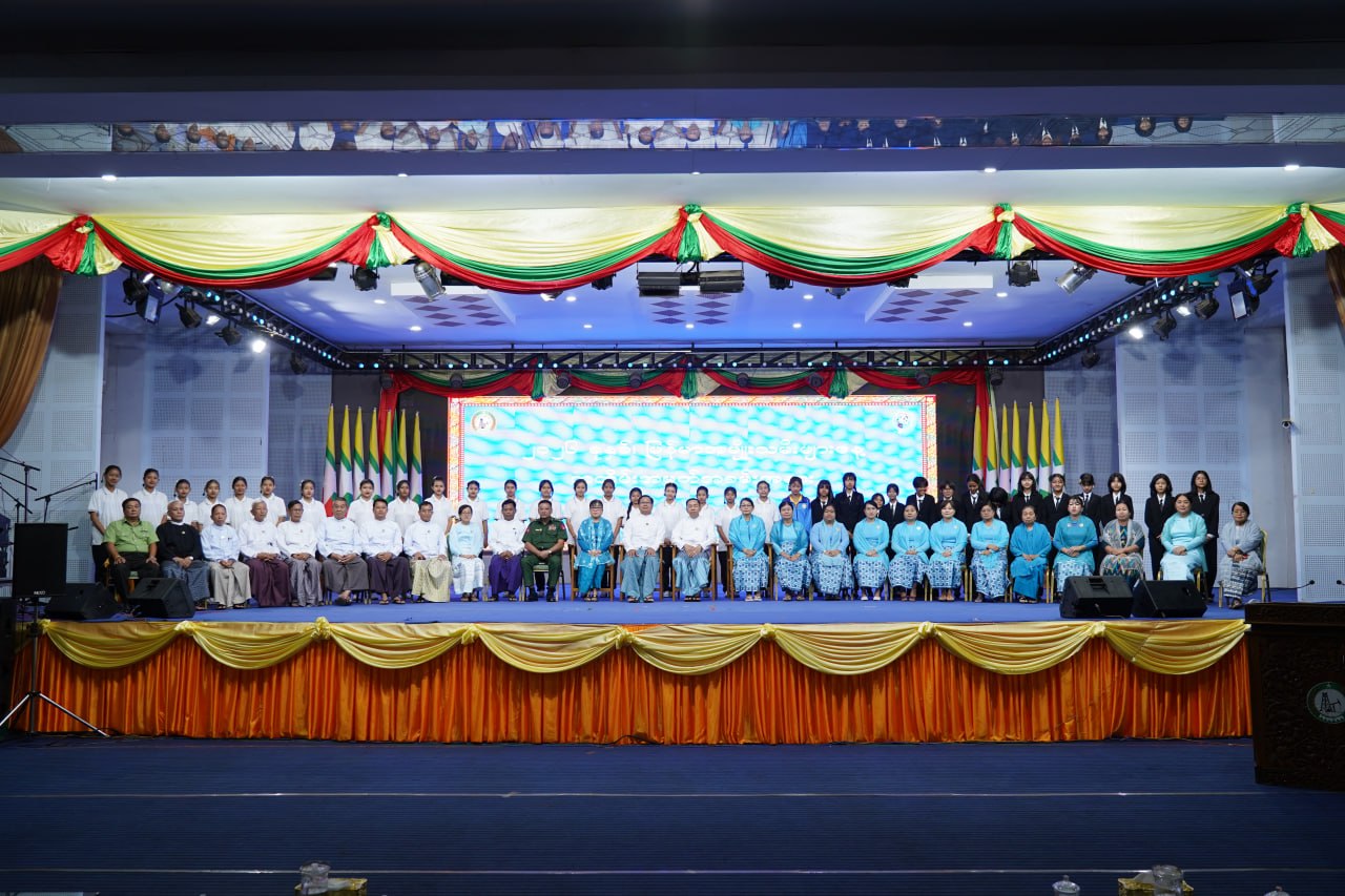 မကွေးတိုင်းဒေသကြီးဝန်ကြီးချုပ် ဦးတင်ကိုကို မြန်မာအမျိုးသမီးများနေ့ အထိမ်းအမှတ် အခမ်းအနားသို့ တက်ရောက်